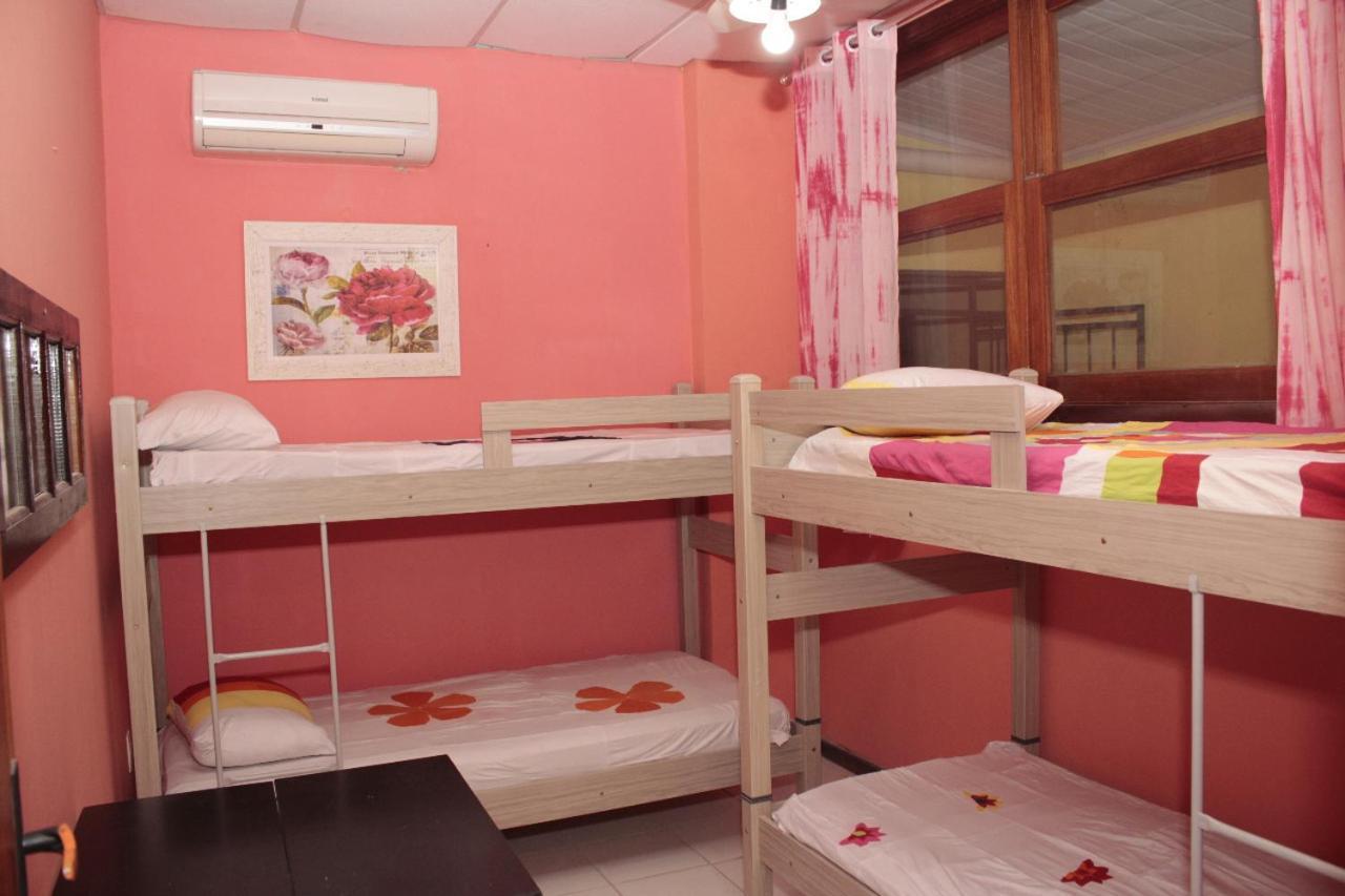 Hostel La Napoletana Salvador Buitenkant foto